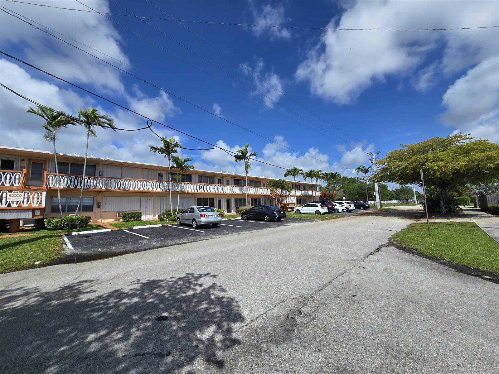 1000 SW 10th Avenue SW # 19p, Hallandale Beach FL 33009