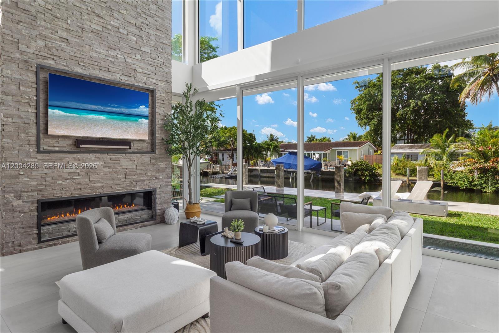 2217 NE 17th Ter, Wilton Manors FL 33305