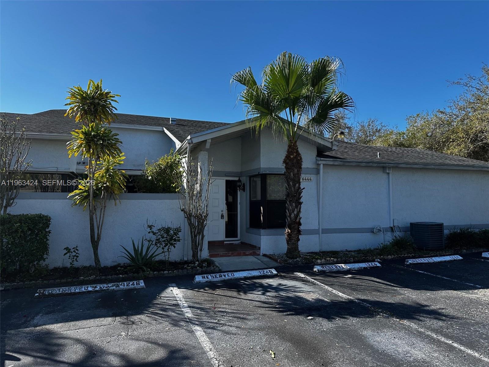 6444 SW 152nd Cir Pl # 44, Miami FL 33193