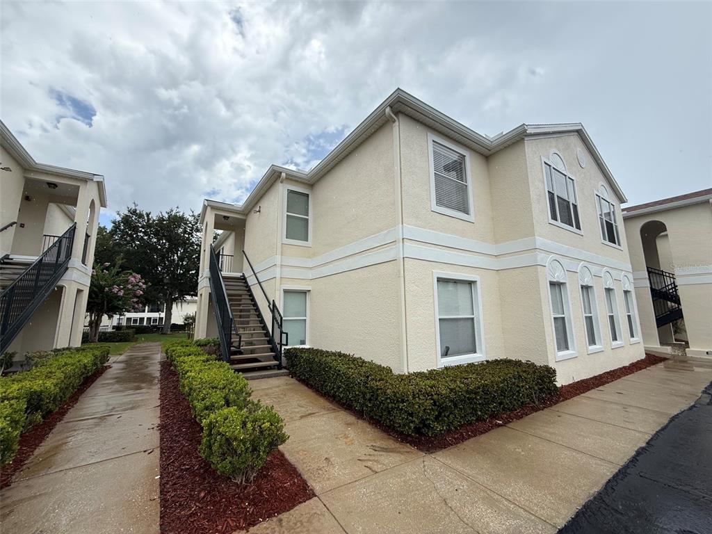 8846 GRAND PALMS CIRCLE UNIT B