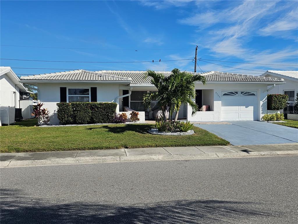 9705 MAINLANDS BOULEVARD W, PINELLAS PARK, FL — photo 2 of 30