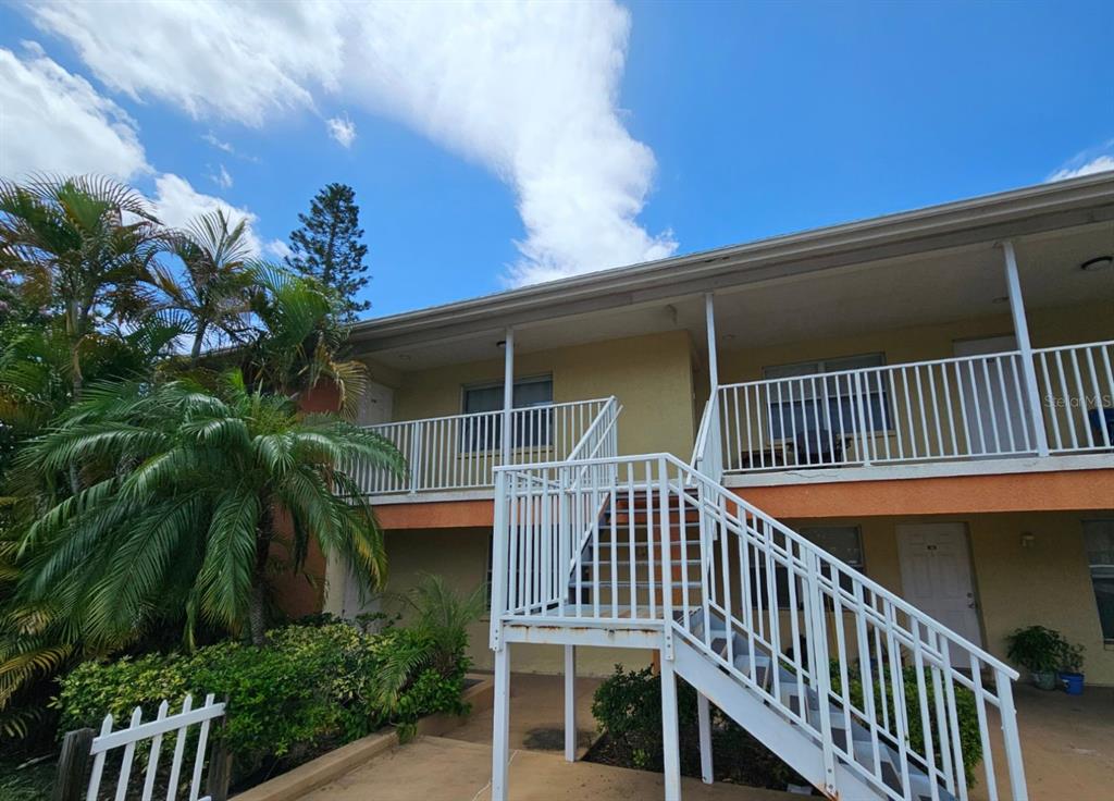 117 N EVERGREEN AVENUE UNIT 201