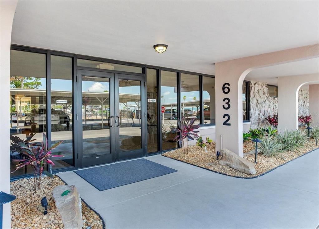632 EDGEWATER DRIVE UNIT 736