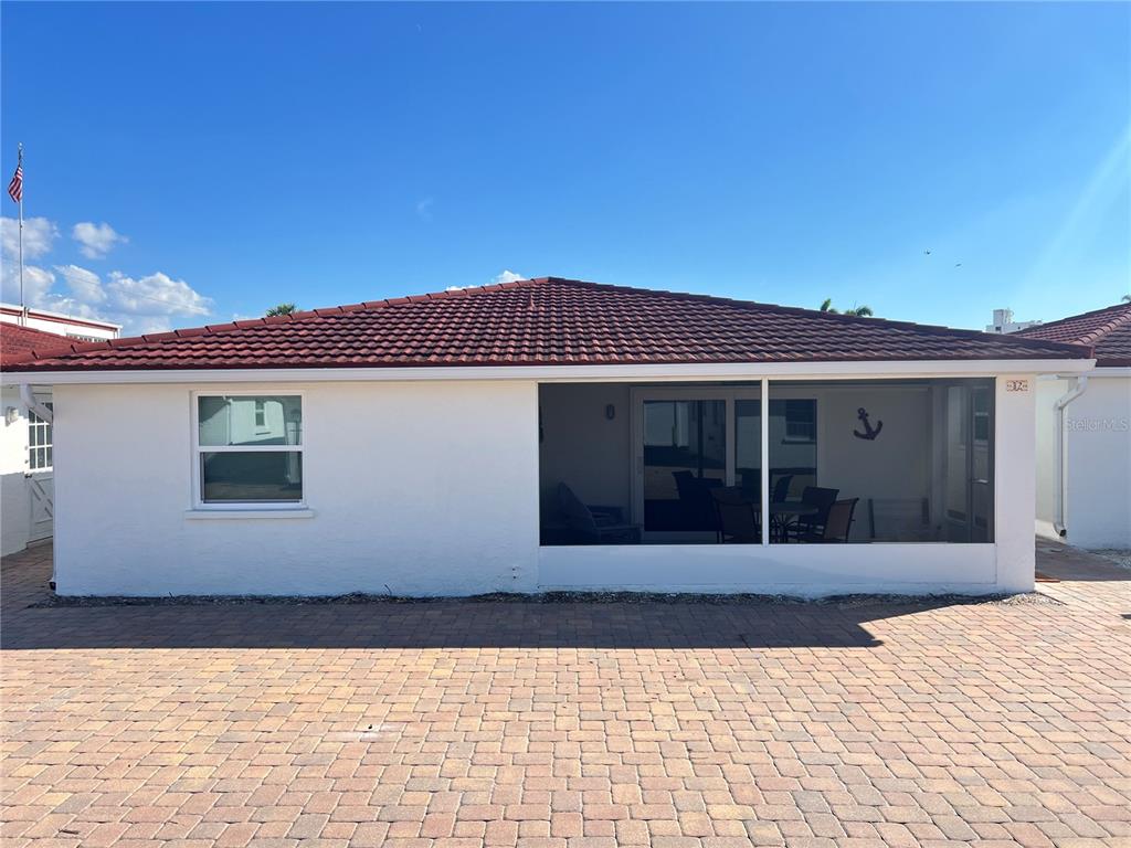 6154 MIDNIGHT PASS ROAD UNIT B02