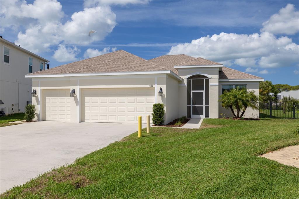 1509 N RIVER CIRCLE
