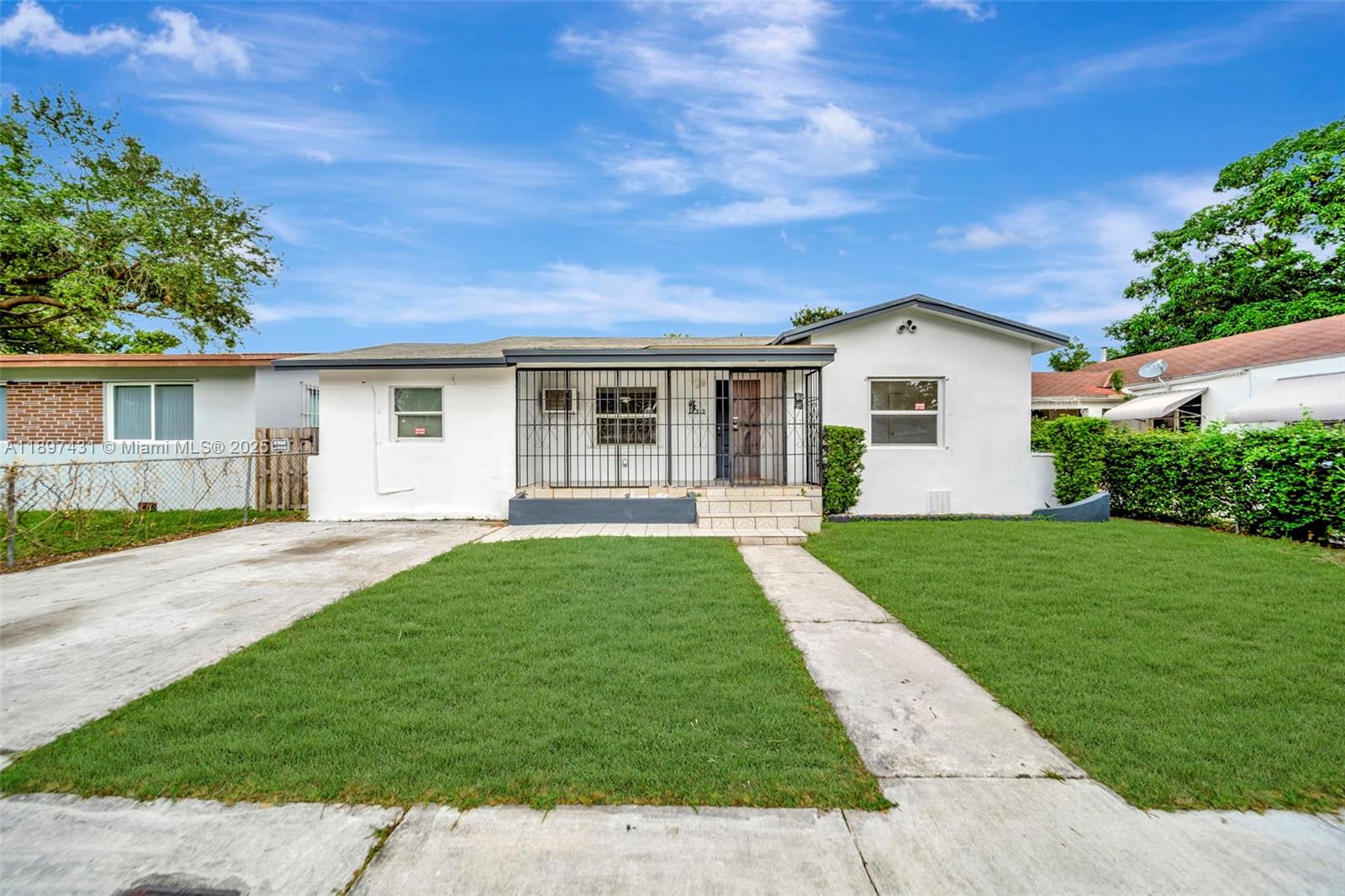 919 NW 76th St, Miami FL 33150