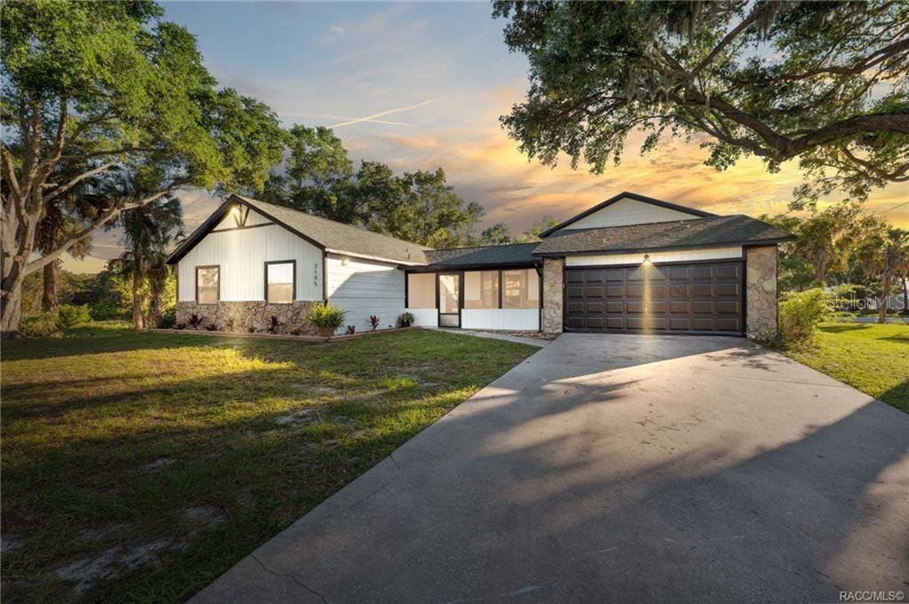 2195 N SLEWFOOT PATH