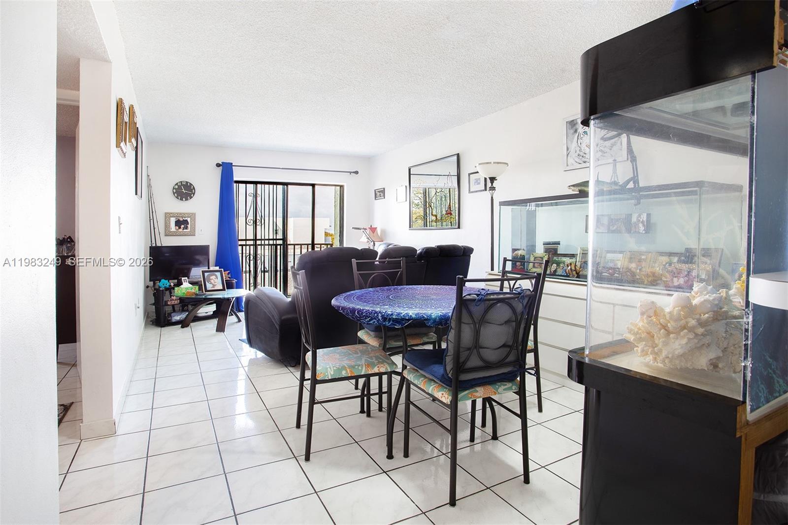 1530 SW 2nd St # 405, Miami FL 33135