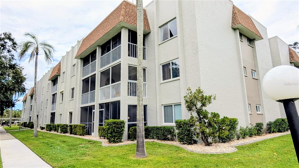 1310 GLEN OAKS DRIVE E UNIT 289E