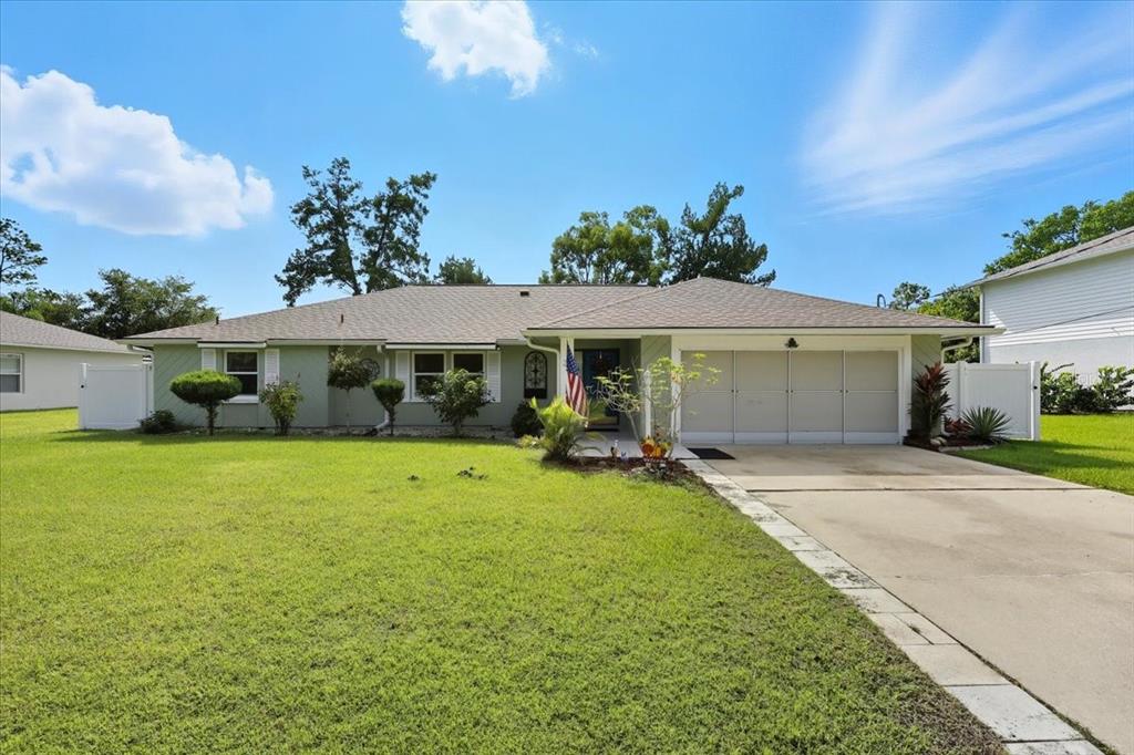 28 PRATTWOOD LANE