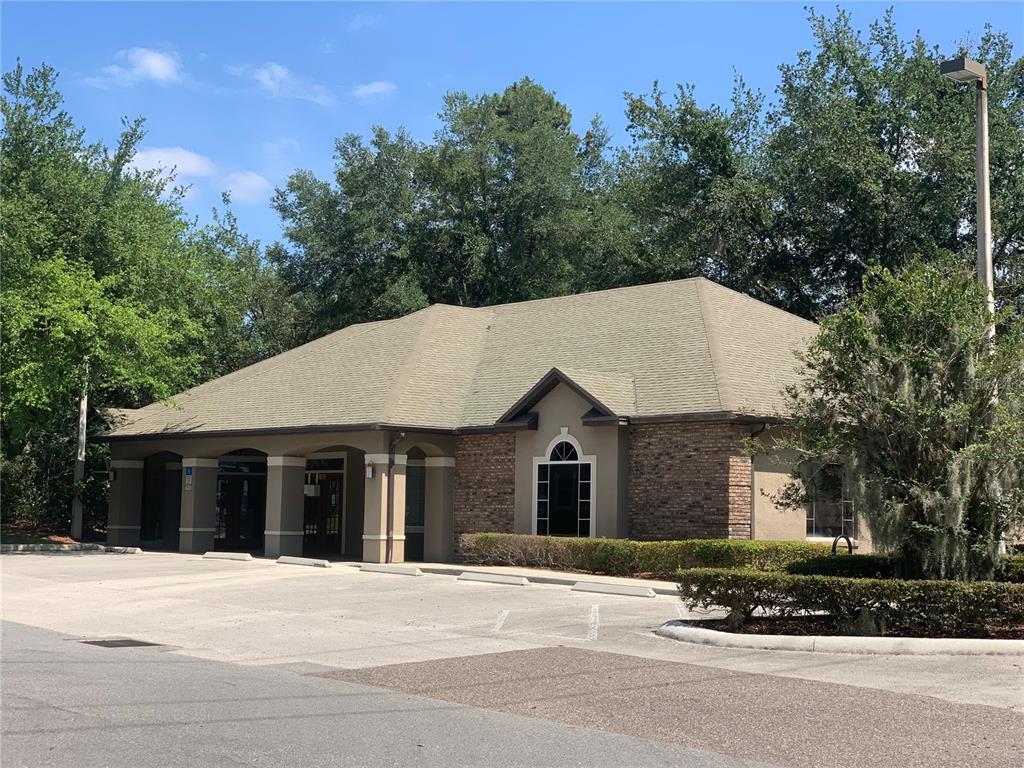 25 WINDSORMERE WAY