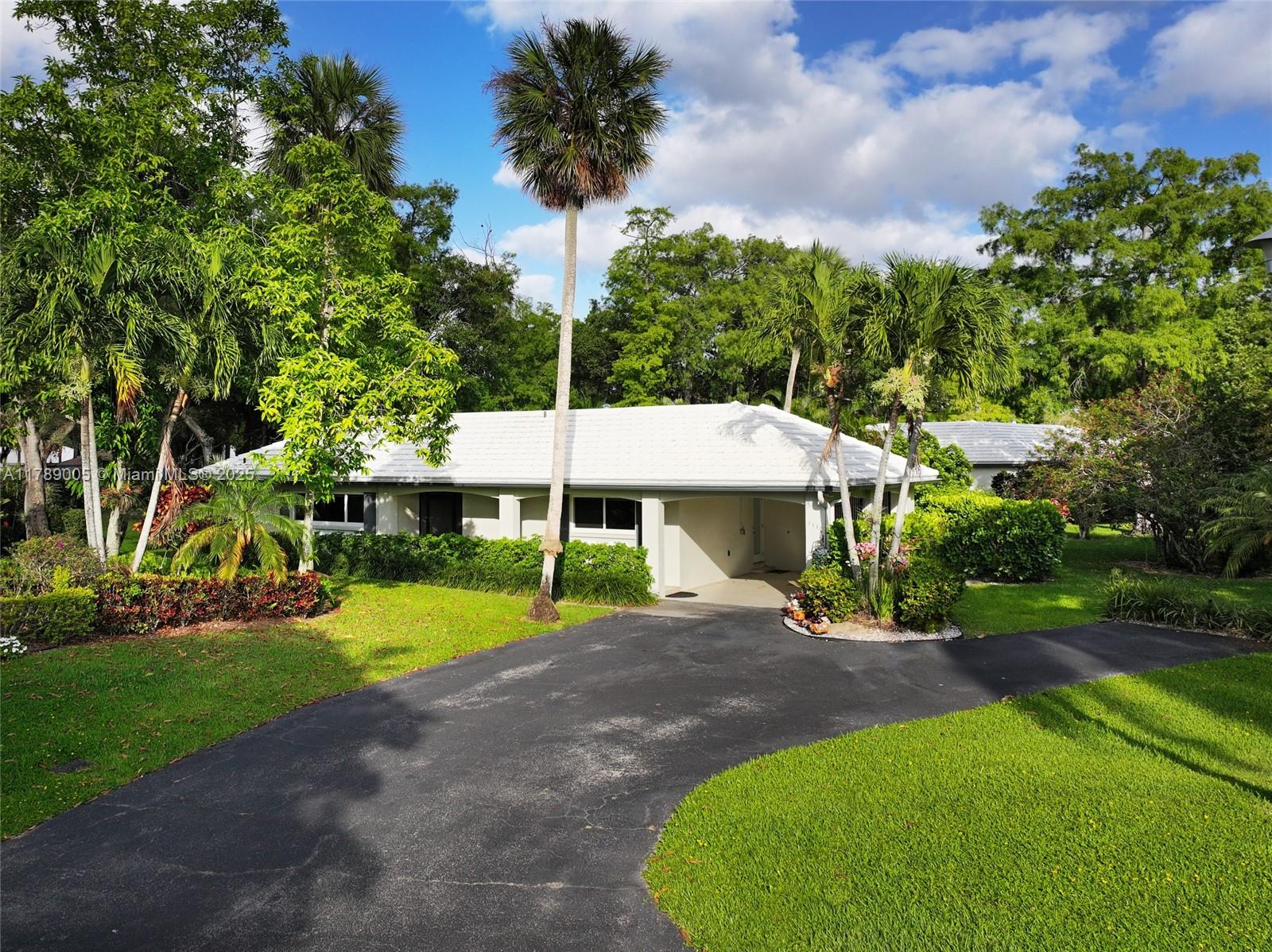 1130 W Cypress Dr # 16, Pompano Beach FL 33069