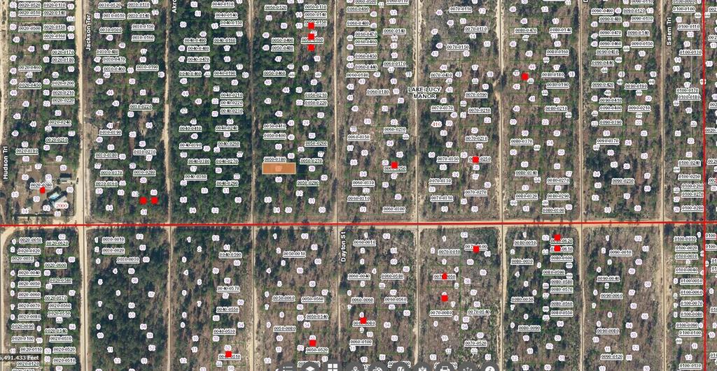 This is a map showing a grid of land parcels and streets in a wooded area — Lot 37 PAXON, INTERLACHEN, FL