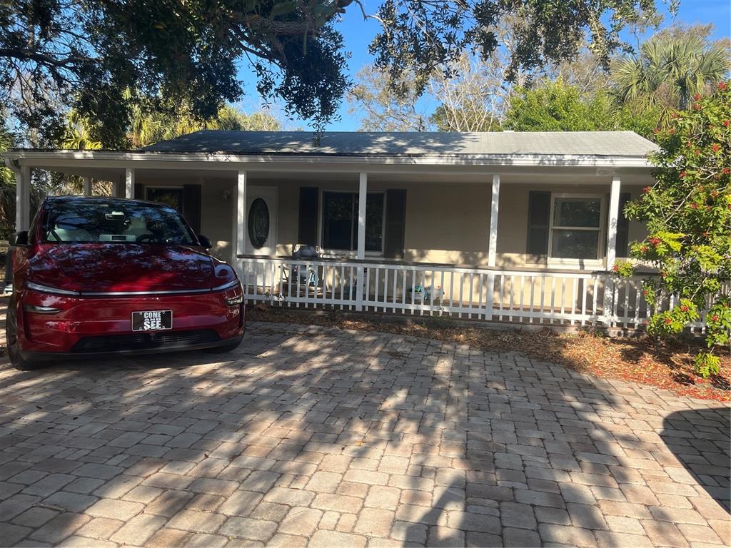 4002 S SHAMROCK ROAD