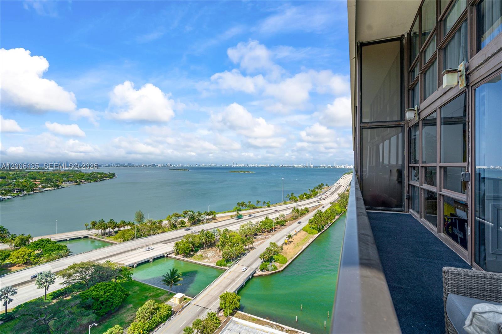 600 NE 36th St, Miami FL 33137