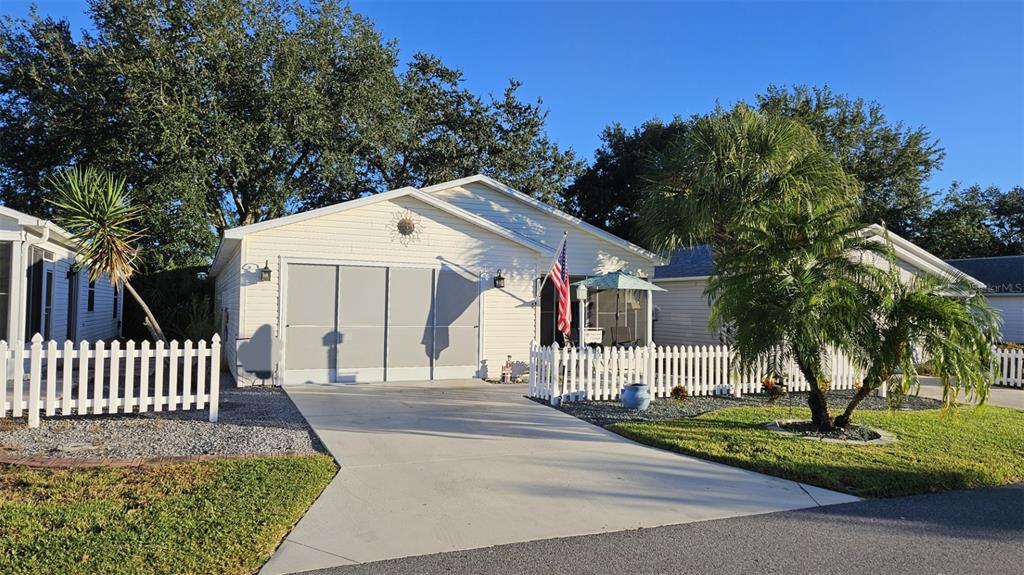 2107 ESCOBAR AVENUE