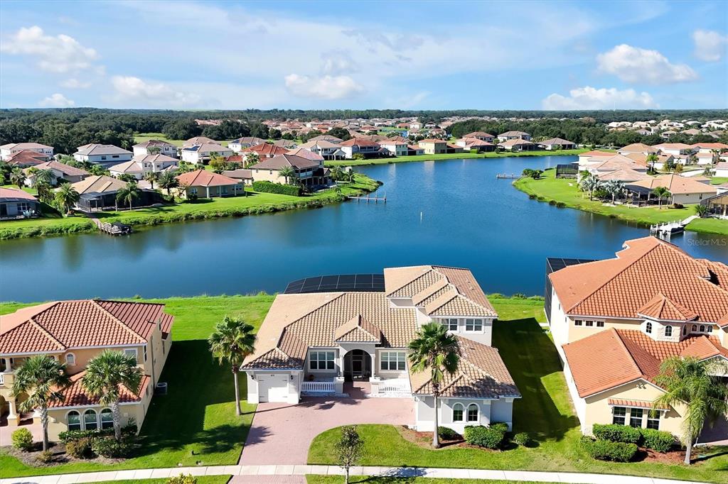 870 SPINNAKER WAY