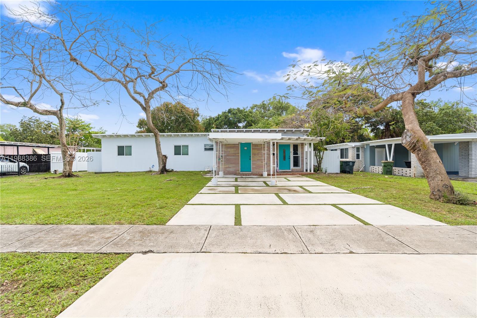 1110 NE 130th St, North Miami FL 33161