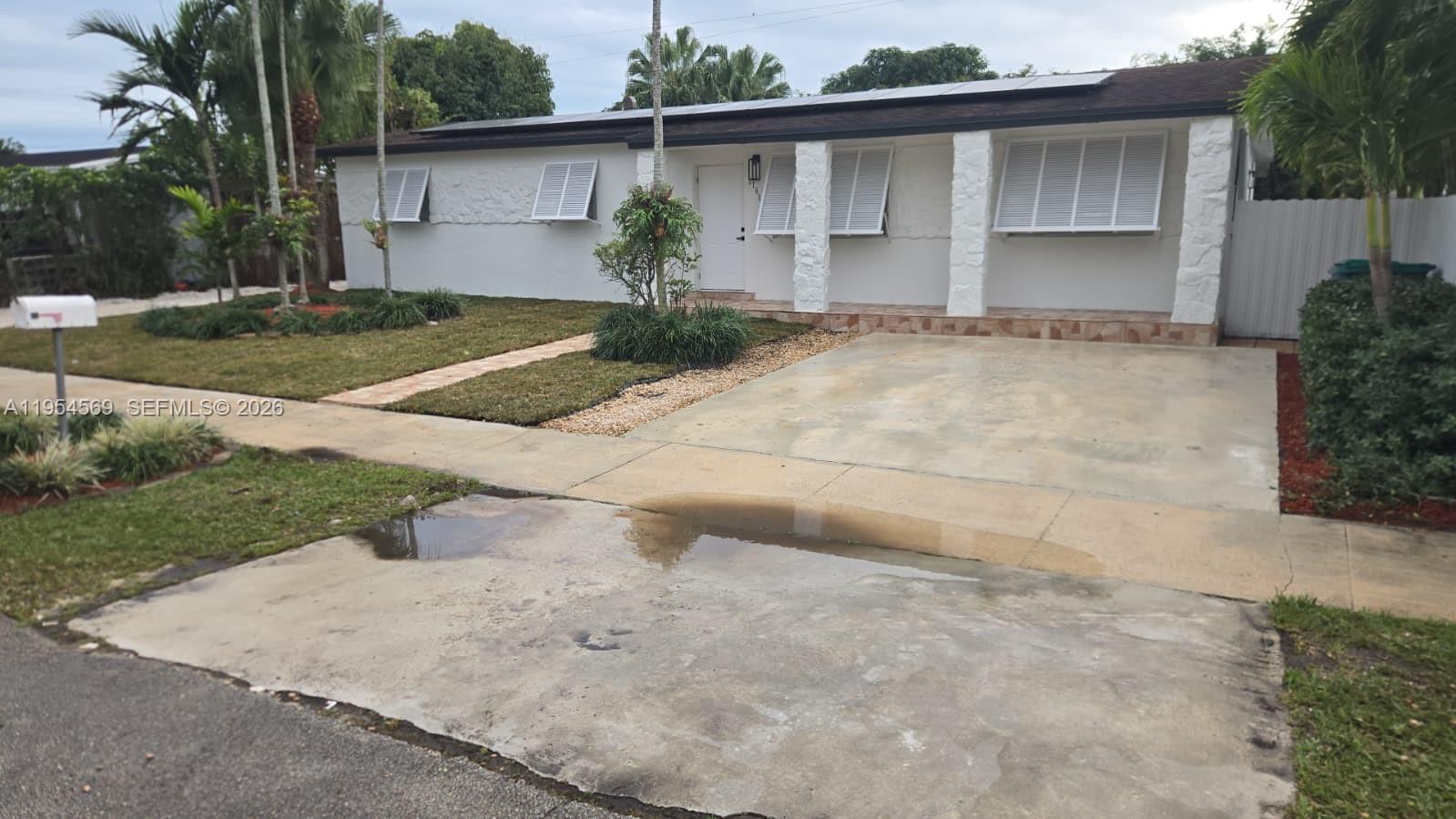 11610 SW 142nd St, Miami FL 33176