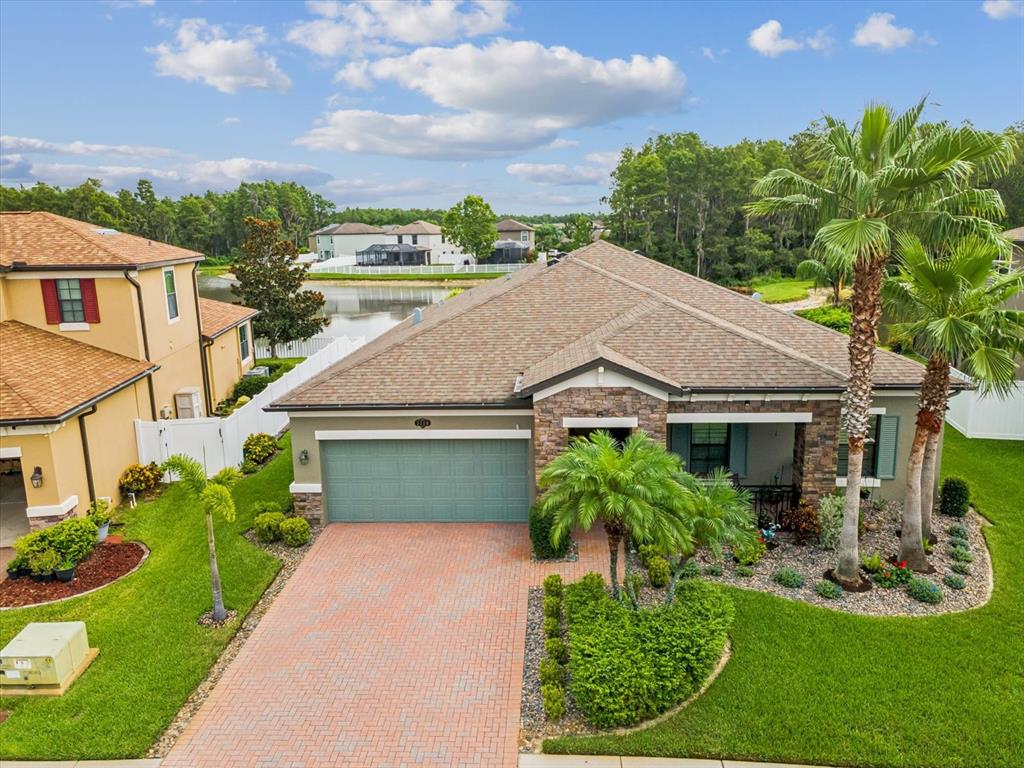 1716 CAMERON COURT