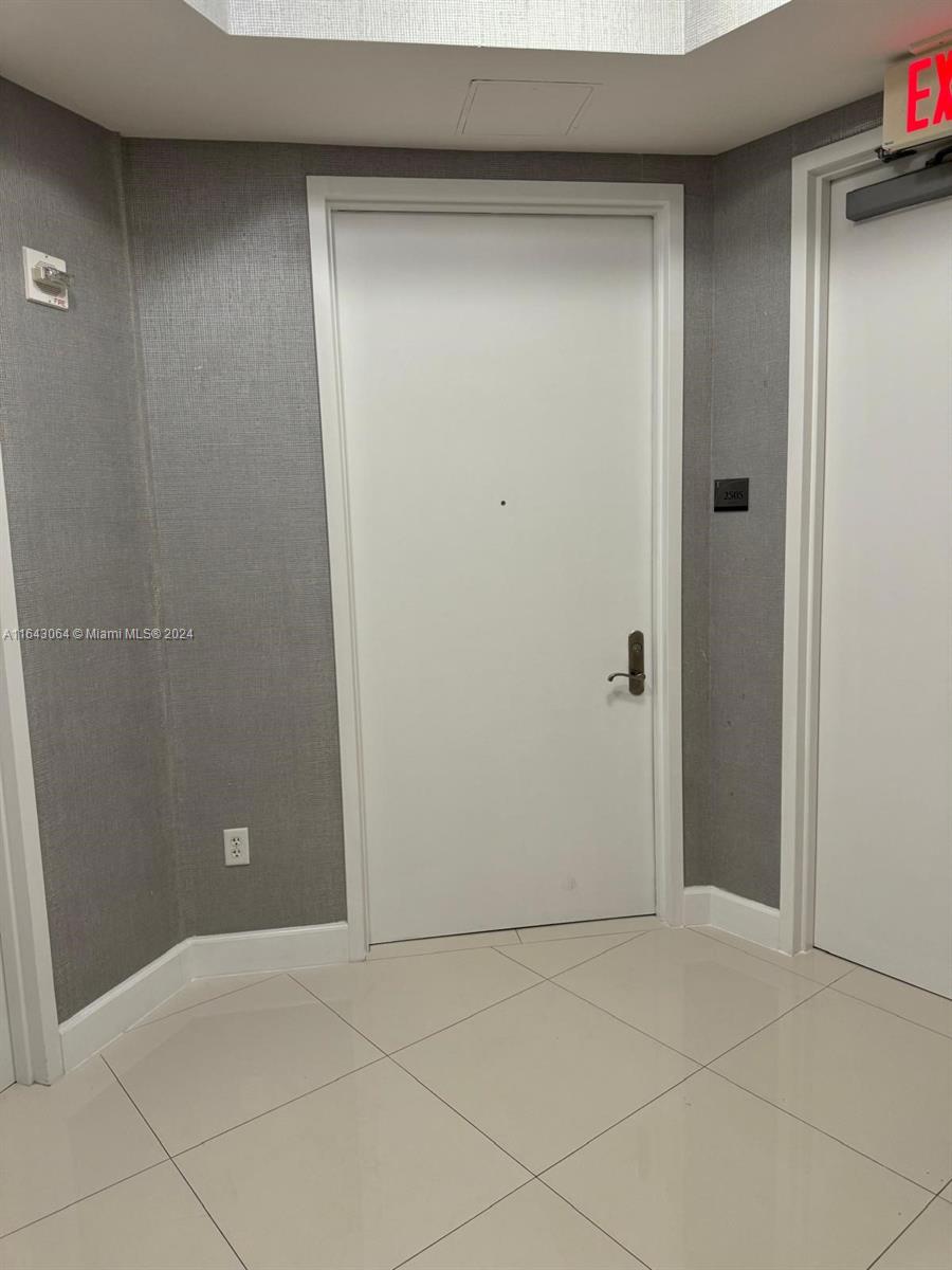 15811 Collins Ave # 2505, Sunny Isles Beach FL 33160