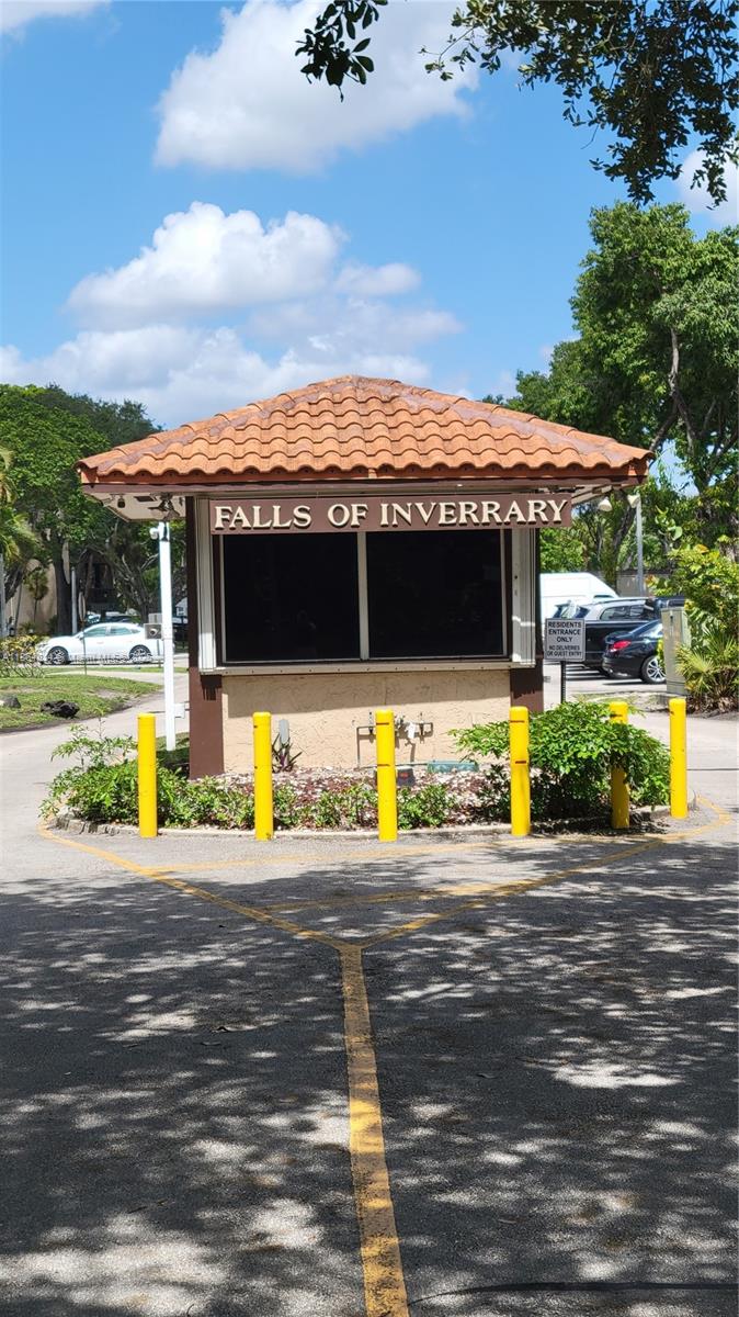 6100 S Falls Cir Dr # 307, Lauderhill FL 33319