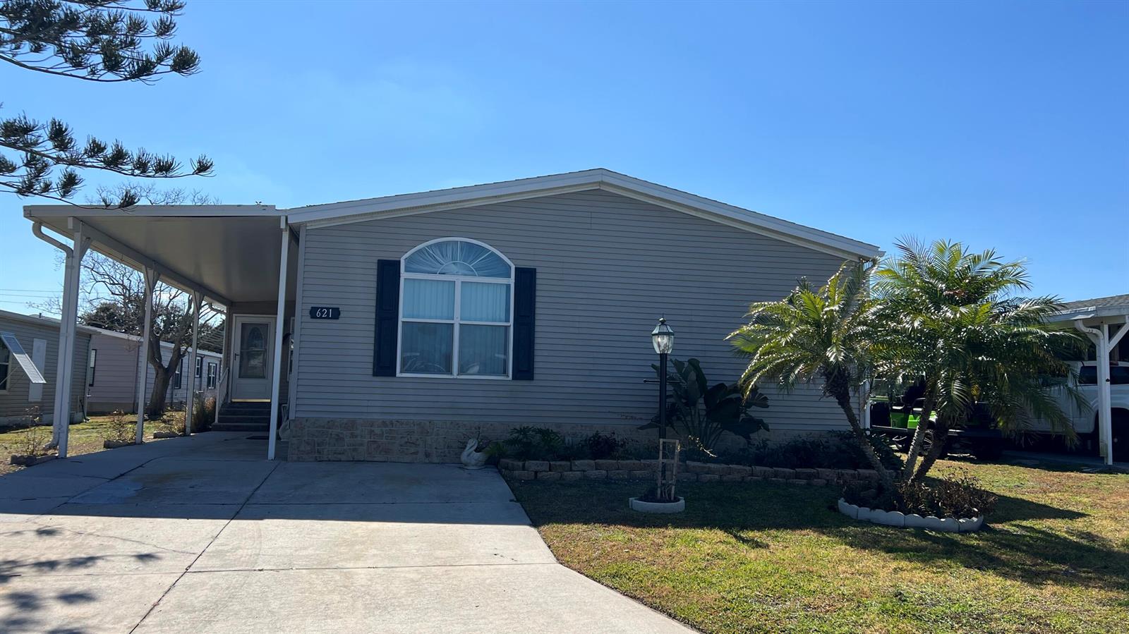 621 Puffin Drive, Barefoot Bay FL 32976