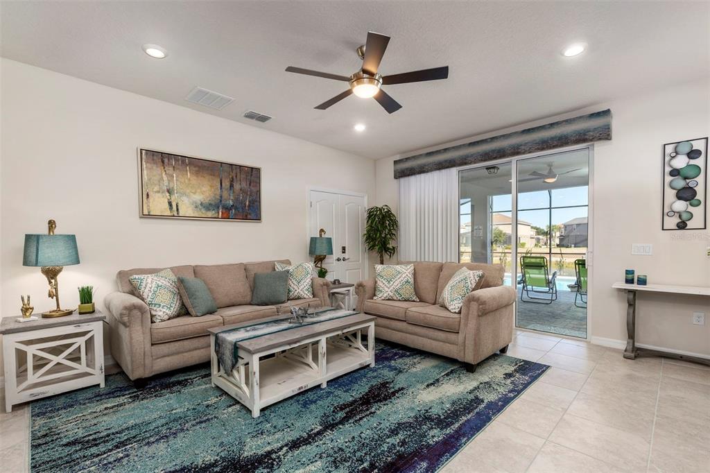 7195 OAKMOSS LOOP, DAVENPORT, FL — photo 2 of 30
