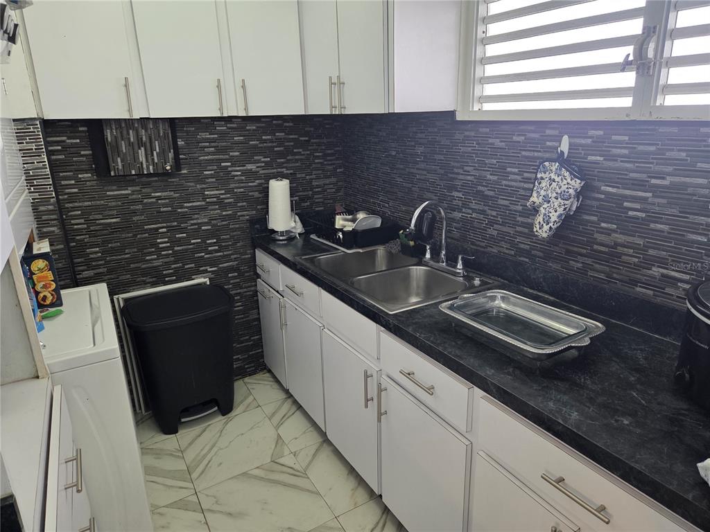 4429 AV. ISLA VERDE, CAROLINA, PR — photo 5 of 27