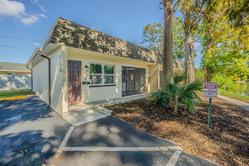 558 CLEARWATER LARGO ROAD N UNIT 1