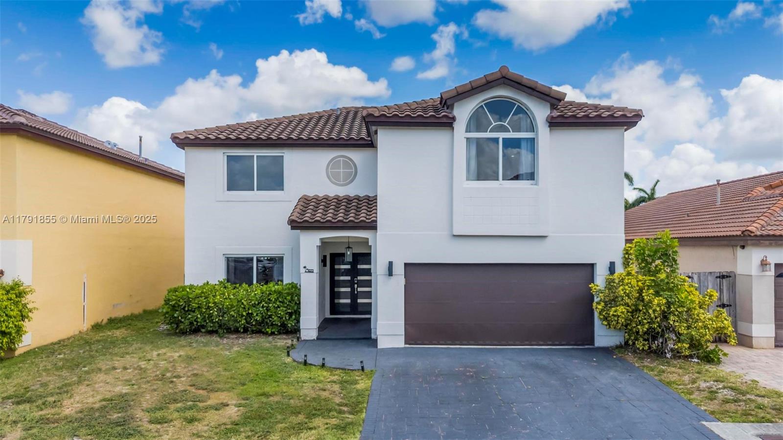 8323 NW 196th Ter, Hialeah FL 33015