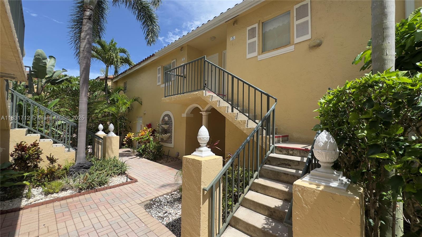 1145 Lake Shore Dr # 205, Lake Park FL 33403