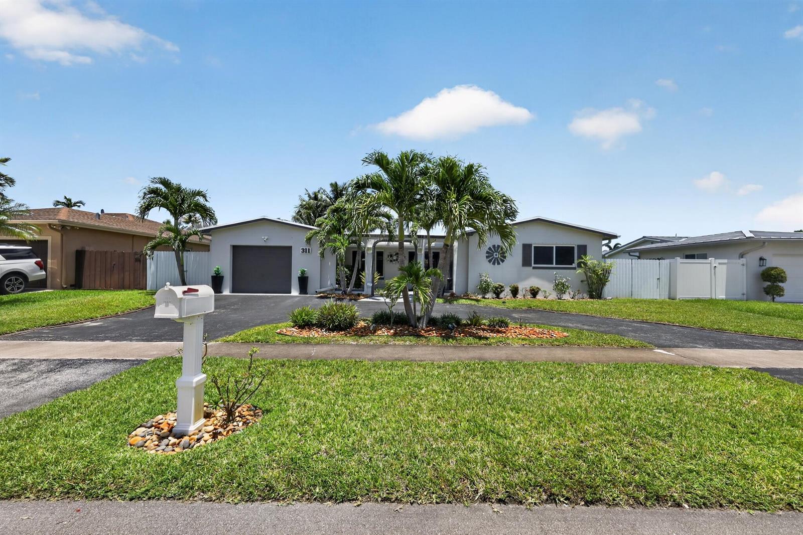 311 NW 93rd Terrace, Pembroke Pines FL 33024