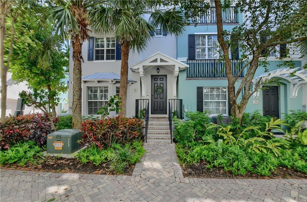 306 E Mallory Circle, Delray Beach FL 33483