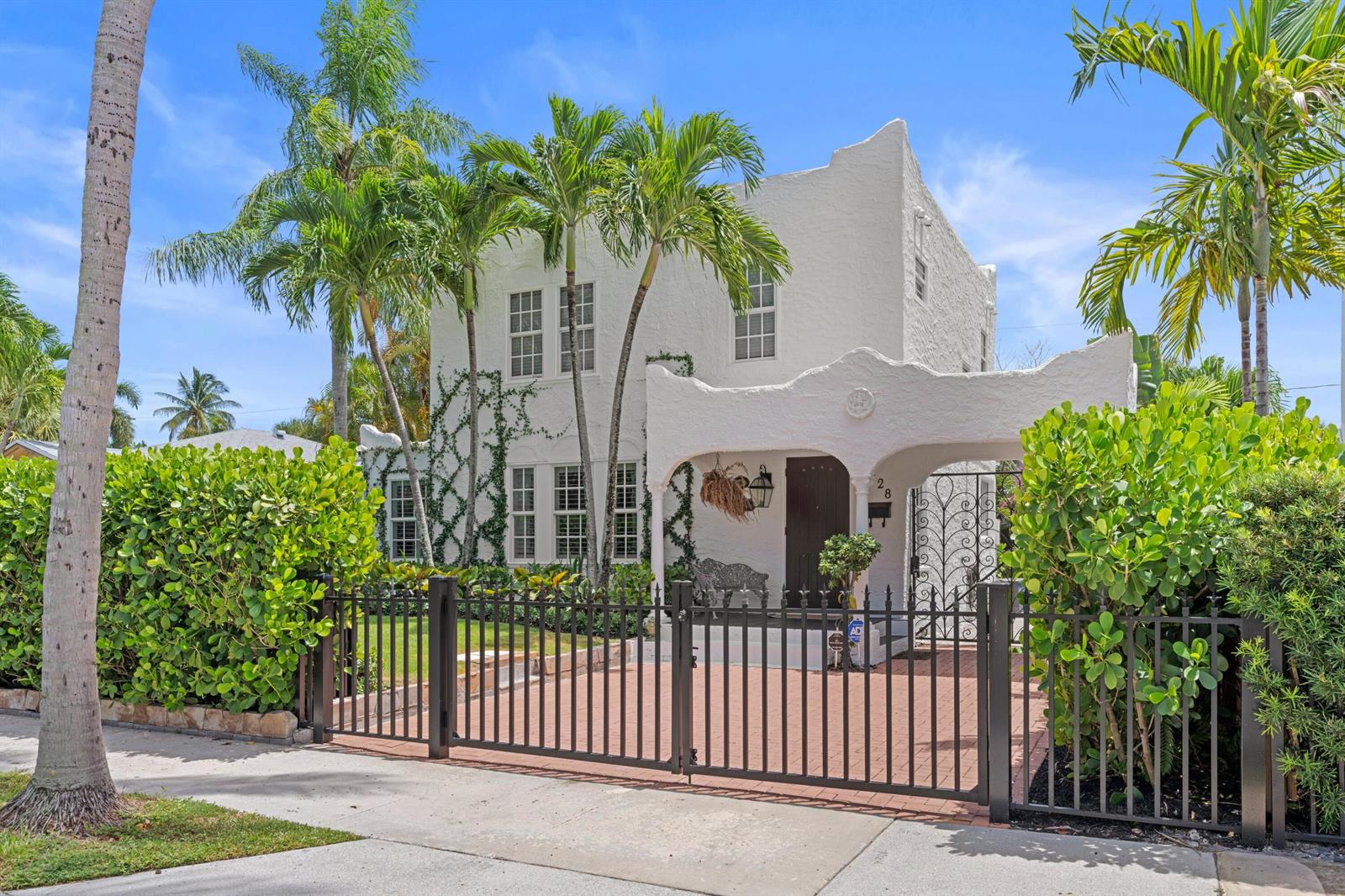528 32nd Street, West Palm Beach FL 33407