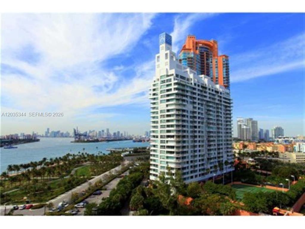 400 S Pointe Dr # 307, Miami Beach FL 33139
