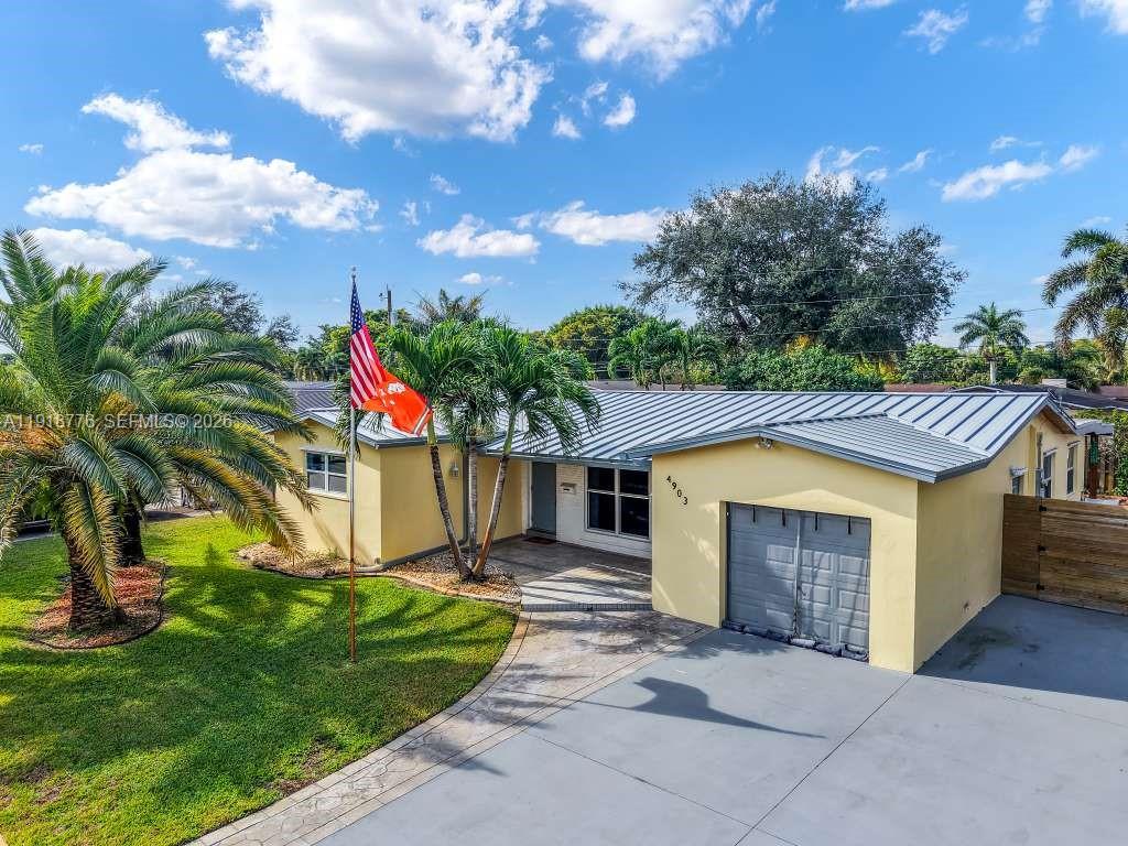 4903 SW 90th Ter, Cooper City FL 33328