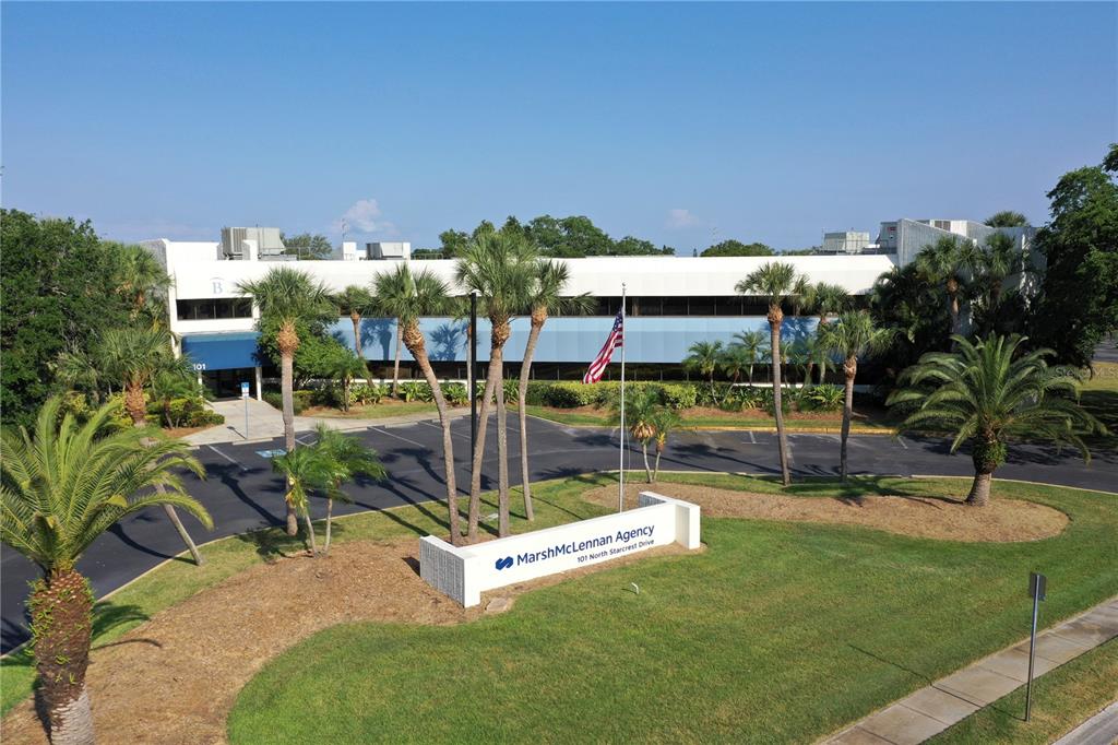 101 N STARCREST DRIVE