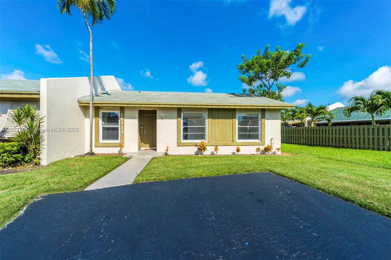 11112 SW 122nd Ct, Miami FL 33186