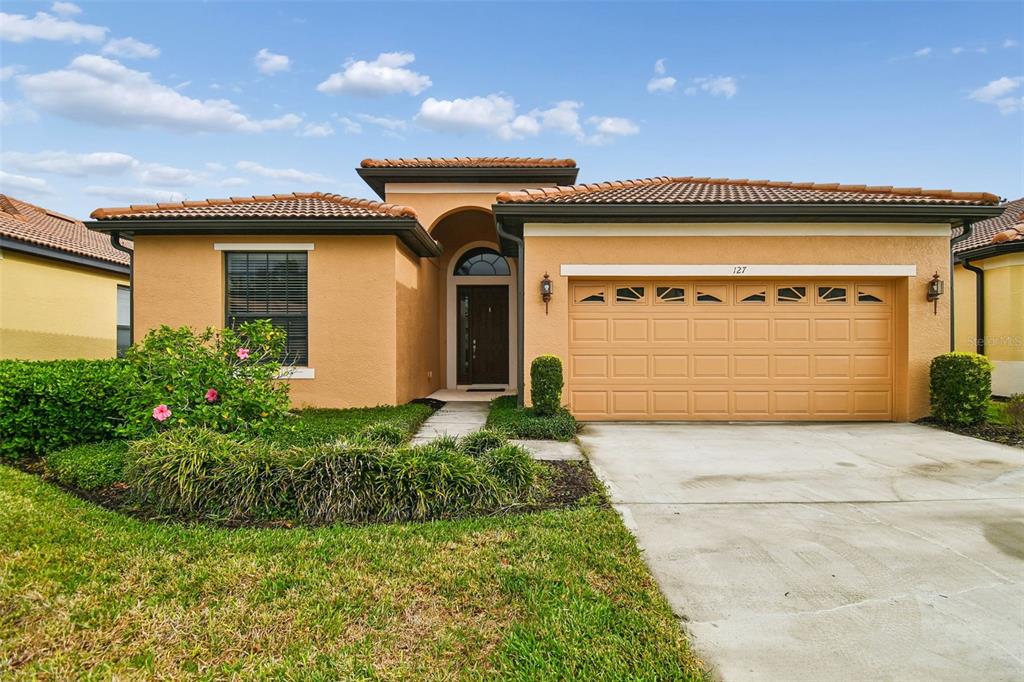 127 SILVER FALLS DRIVE