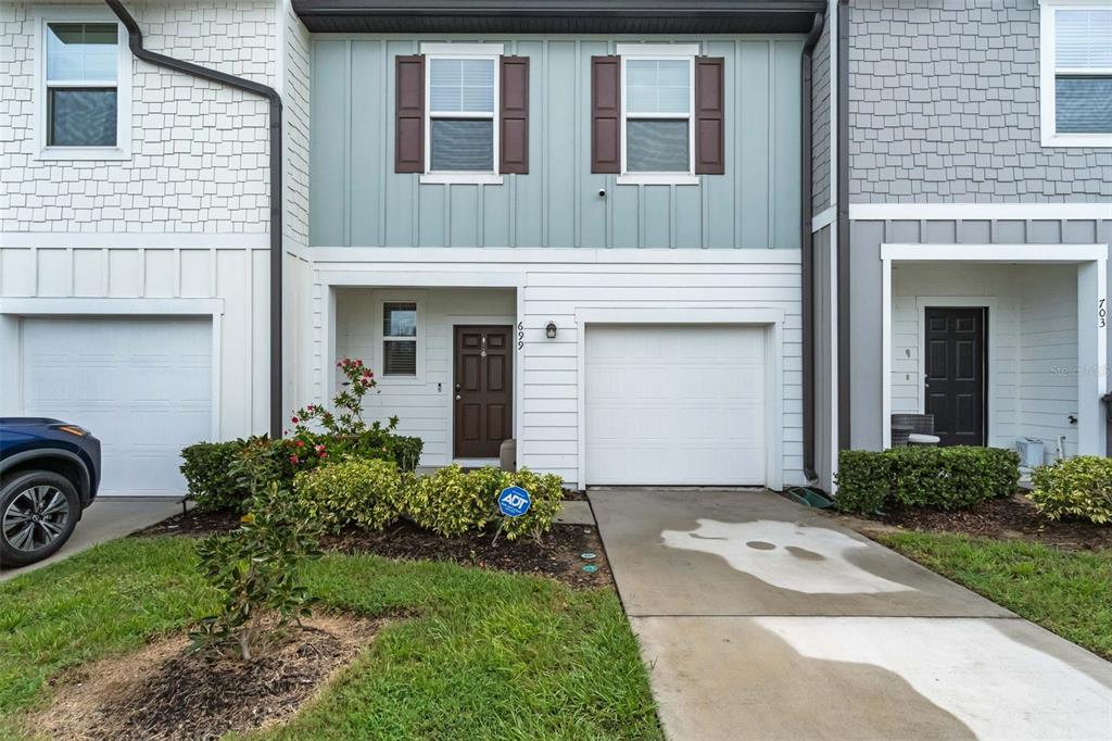 699 MADISON DRIVE, DAVENPORT, FL — photo 2 of 27