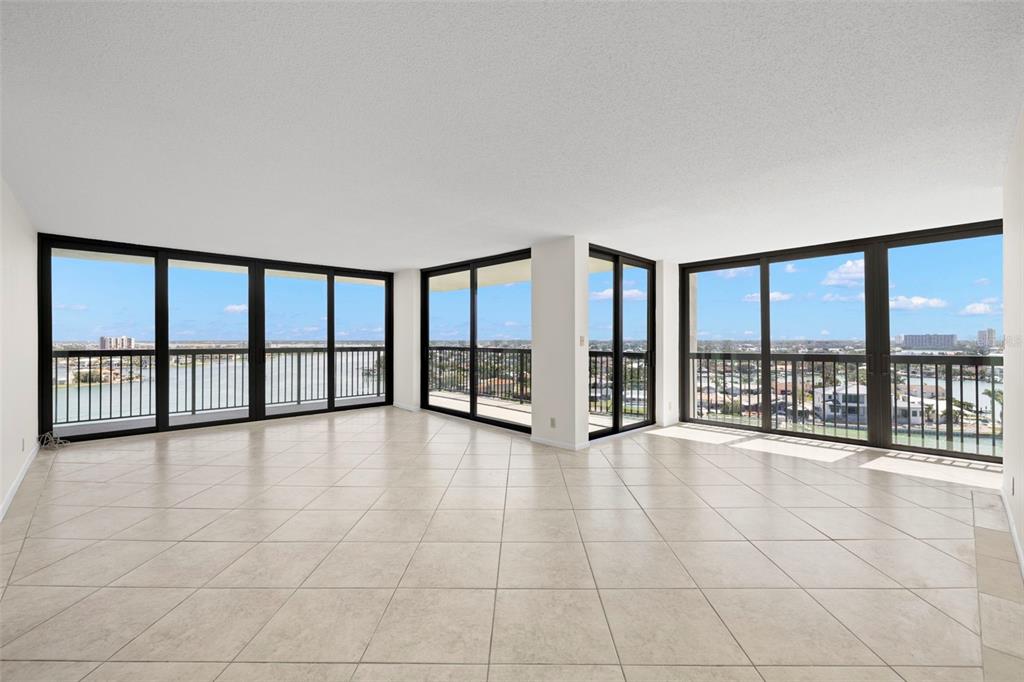 9425 BLIND PASS ROAD UNIT 1008, ST PETE BEACH, FL — photo 3 of 30