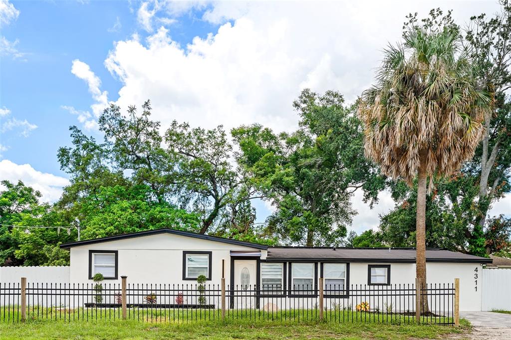 4311 E FRIERSON AVENUE, TAMPA, FL — photo 3 of 30