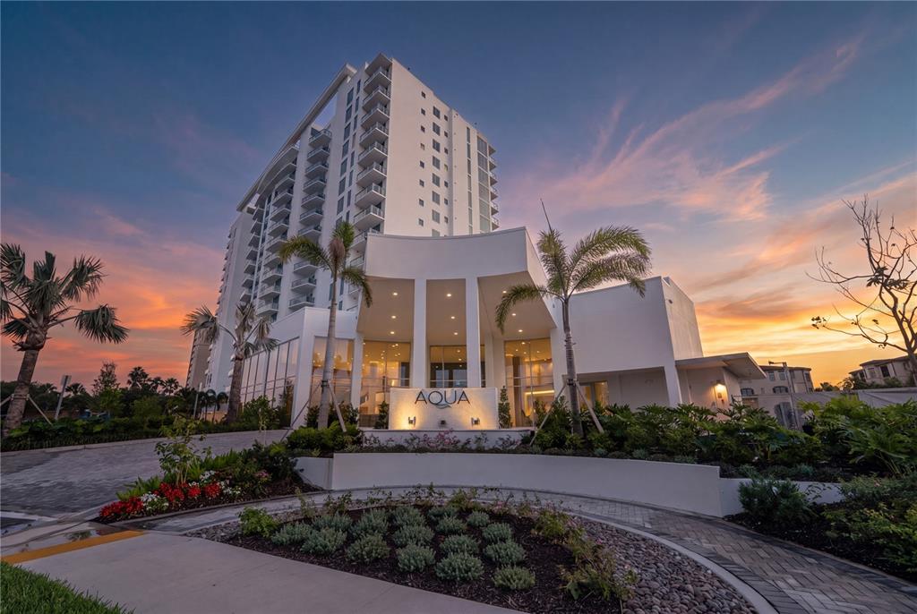 5713 BOWEN DANIEL DRIVE UNIT 703