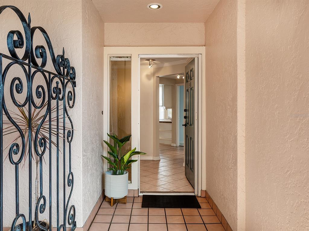 5420 EAGLES POINT CIRCLE UNIT 106, SARASOTA, FL — photo 3 of 30