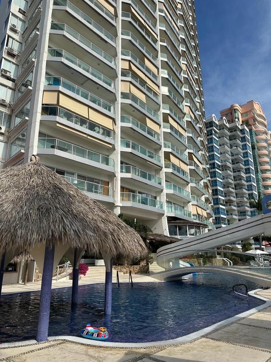 107 NE Cristobal Colon # 1810, FL — photo 4 of 15