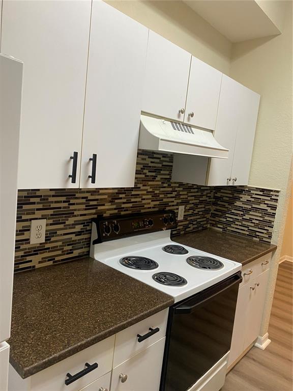 17110 CARRINGTON PARK DRIVE UNIT 830, TAMPA, FL — photo 3 of 30