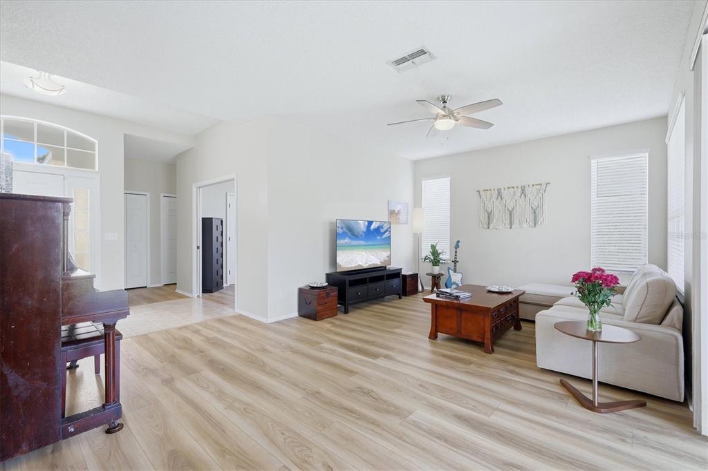 4415 50TH DRIVE W, BRADENTON, FL — photo 3 of 30