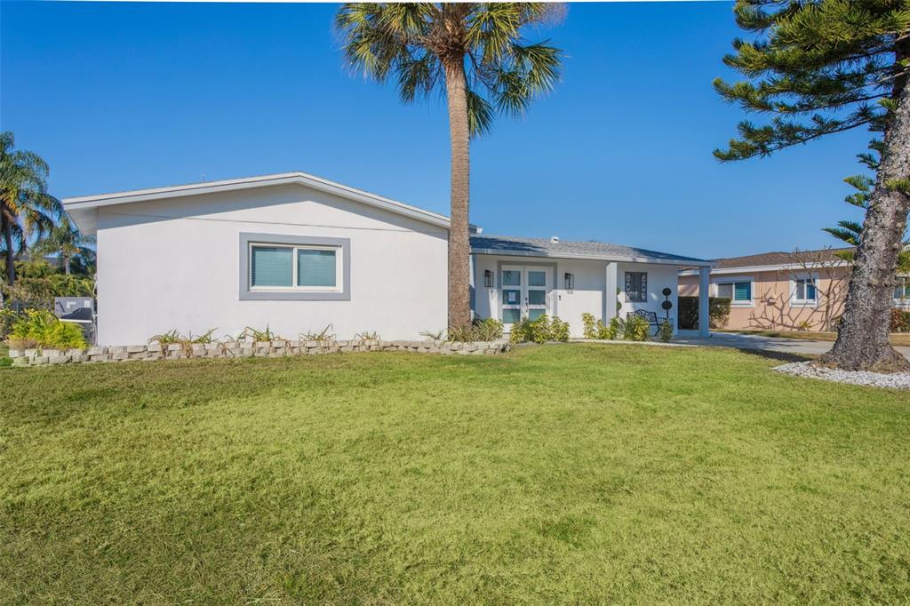 3926 FONTAINEBLEAU DRIVE
