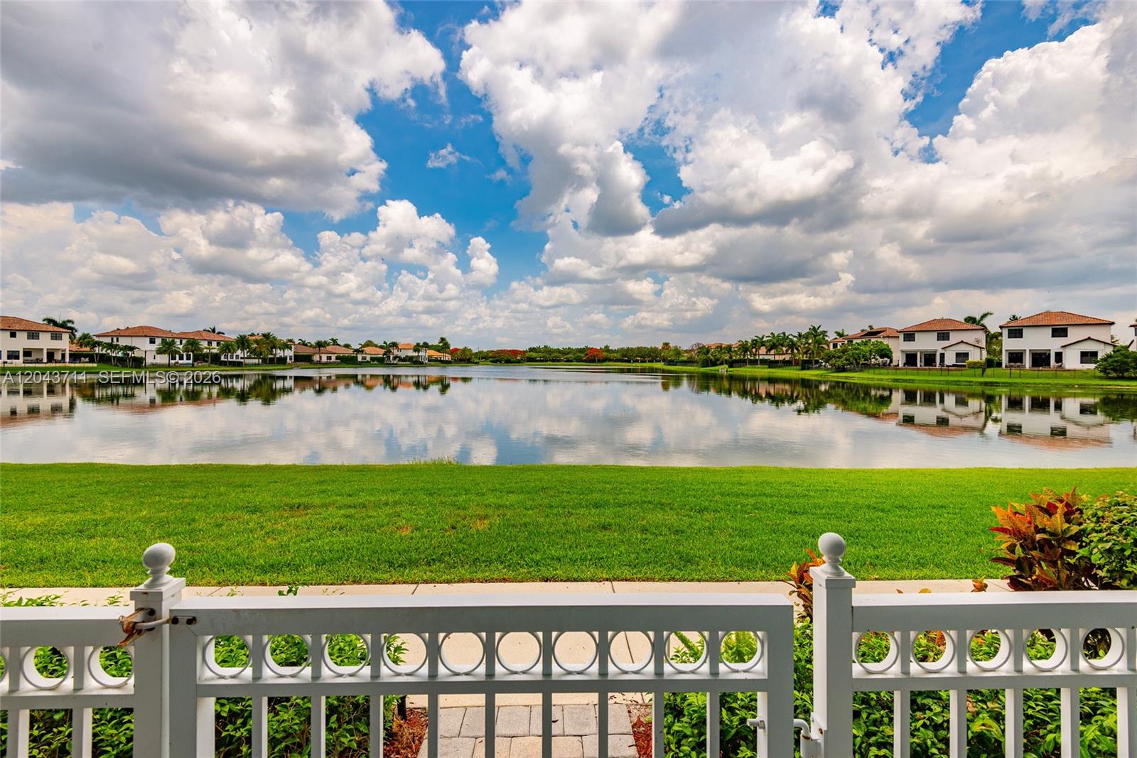 3061 Tortola Way, Cooper City FL 33024